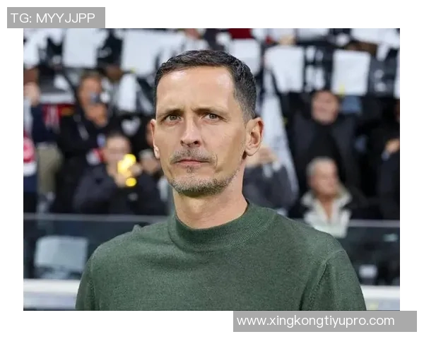 德佬放弃电影投资收购那不勒斯如今球队崛起成意甲强队 德佬放弃电影投资收购那不勒斯如今球队崛起成意甲强队