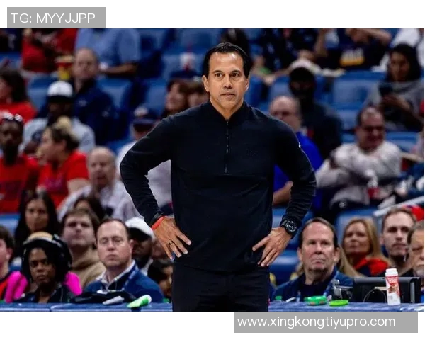 斯波期待鲍威尔与希罗的默契配合相信时间会带来更佳表现 斯波期待鲍威尔与希罗的默契配合相信时间会带来更佳表现