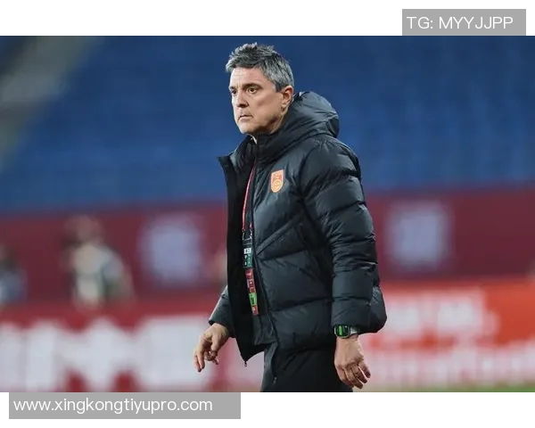 萨利巴因伤被换下莫斯克拉下半场替补登场助力球队逆转